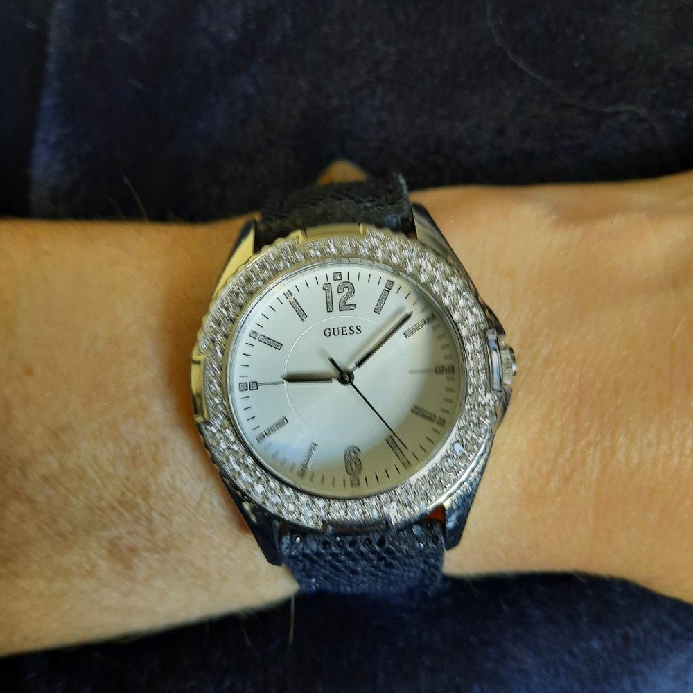 Guess Watch
